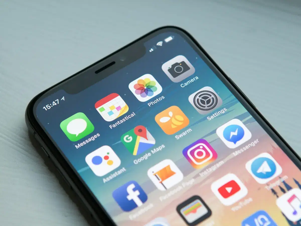 Smartphone home screen with app icons